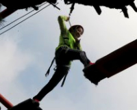 南航珠海公司组织乘务员拓展训练