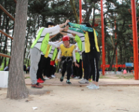 蒙山旅游集团开展团队拓展训练提升凝聚力