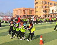 嘉祥县金屯镇中心小学开展毕业班团建活动