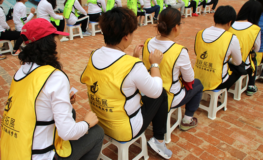 驿站传书-场地拓展训练项目