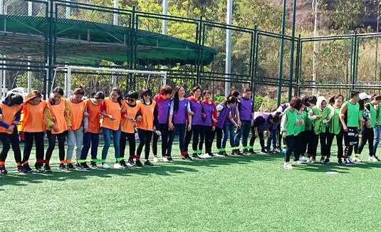 蛟龙出海-场地拓展训练项目