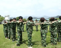 拓展训练：感恩于心，万众一心