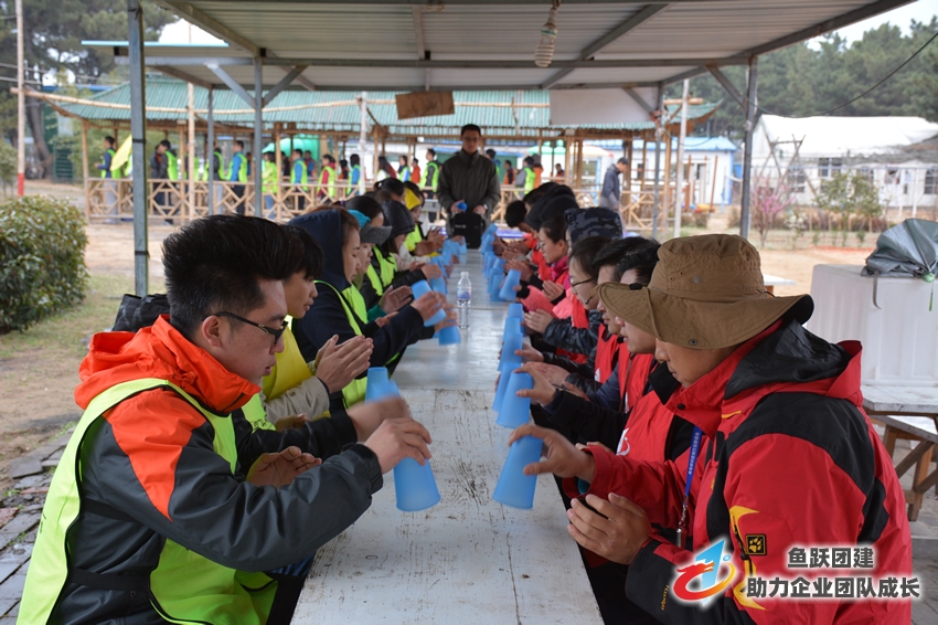 青岛曲之美家具拓展训练第一期圆满结束