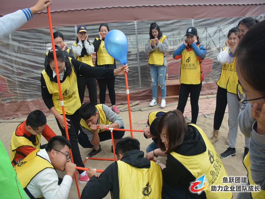 山东寿光人民医院增强团队精神凝聚协作力量拓展训练活动