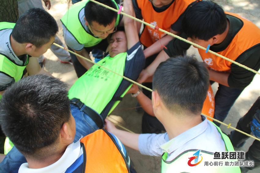 生死电网-昌乐拓展培训项目 生死电网-昌乐拓展培训项目